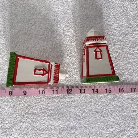 Vintage Ceramicic Lighthousees Salt & Pepper Shakers St. Anthony NL - Picture 2 of 9